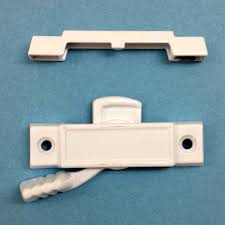 WINDOW LOCK SWEEP WHITE 2-1/4